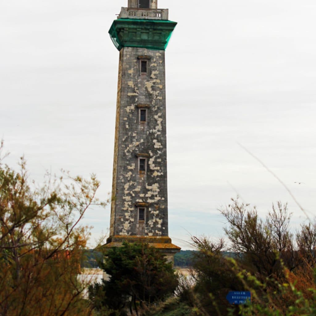 phare de vallieres a saint georges de didonne