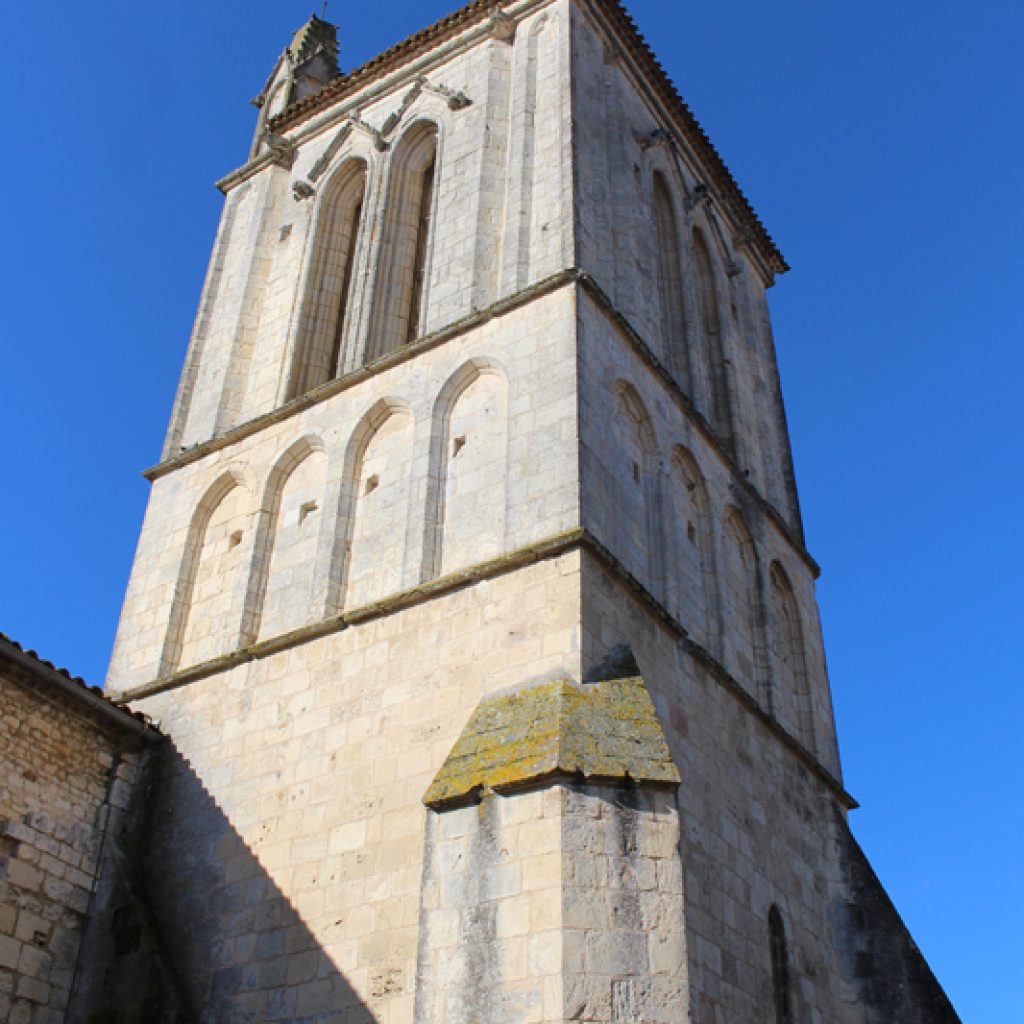 St Saturnin church in  Meschers sur Gironde