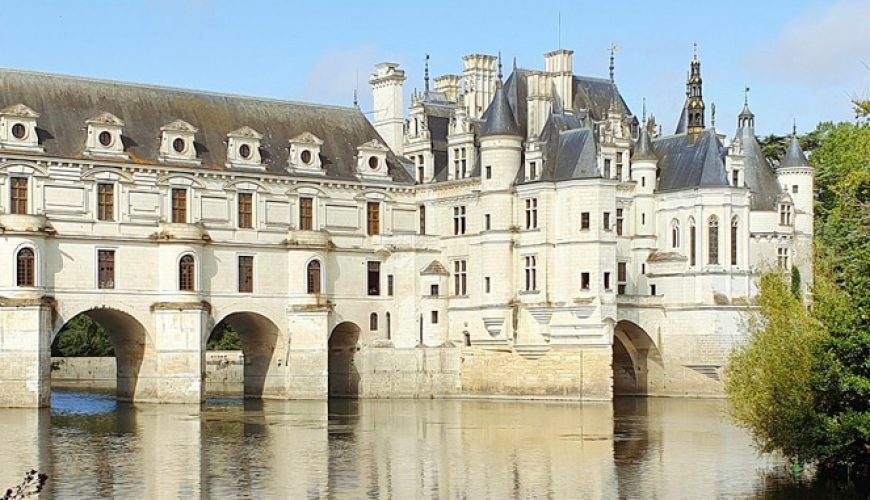 Loire valley castle chenonceau
